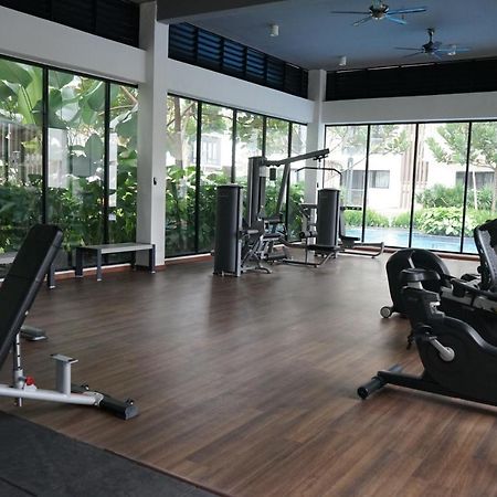 Friends & Family Apartment At Midhill Genting 8Pax Free Wifi Genting Highlands Exteriér fotografie