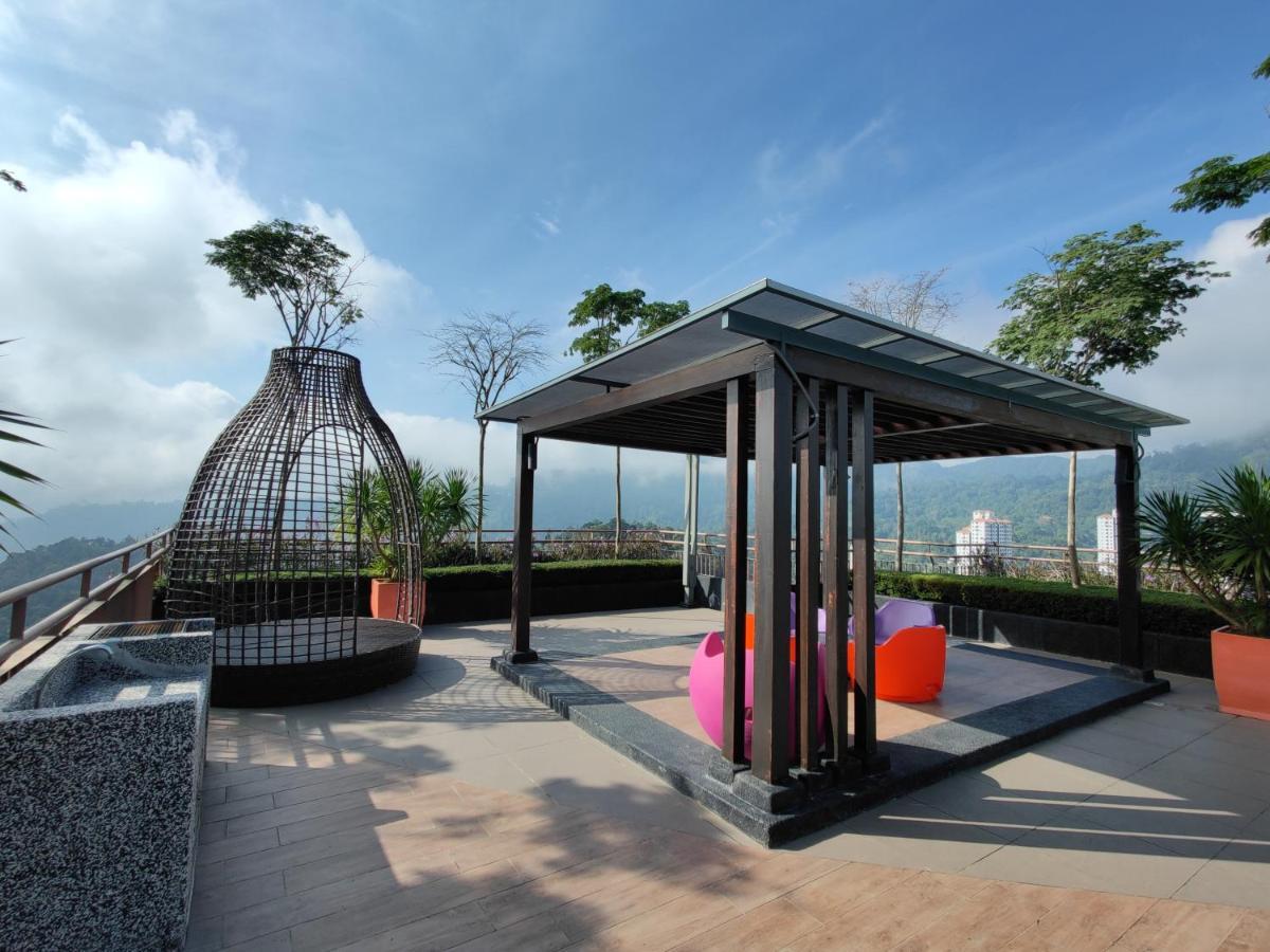 Friends & Family Apartment At Midhill Genting 8Pax Free Wifi Genting Highlands Exteriér fotografie