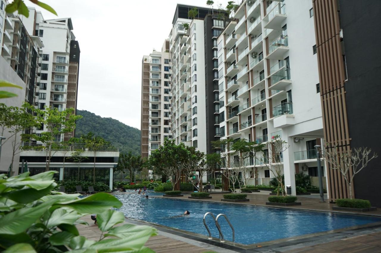 Friends & Family Apartment At Midhill Genting 8Pax Free Wifi Genting Highlands Exteriér fotografie